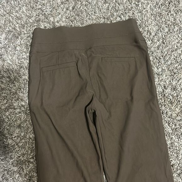 Bootcut brown pants, size is 25 - Picture 4 of 4